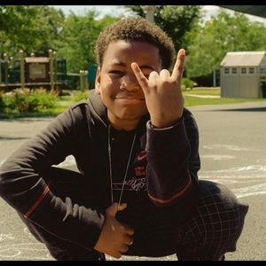 Meet your Posher, Larry